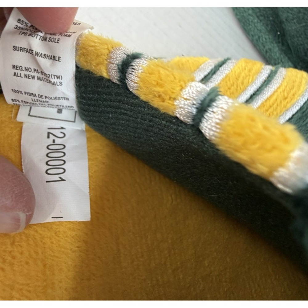 NFL Green Bay Packers Stripe Logo Dot Sole Slippers Size Large by FOCO Gameday!! - Picture 5 of 8